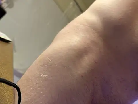 Bad_Boy69_MattZZZ's Live XXX Chat