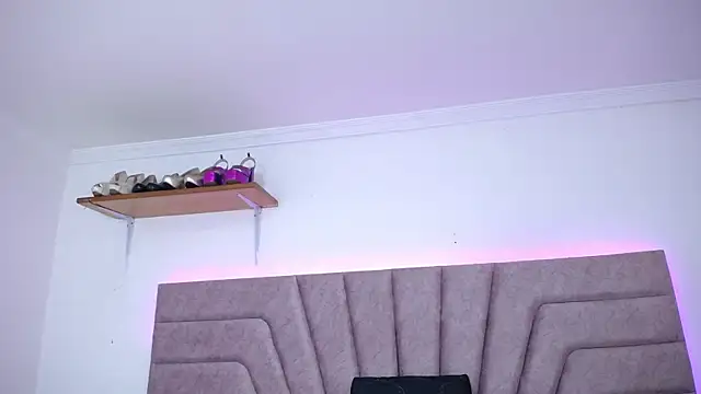 Jessica_Kraftt élő XXX-chatje