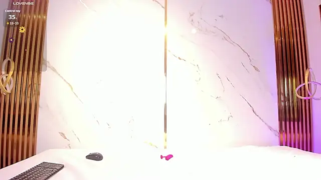 CandyRouse__ live XXX chat