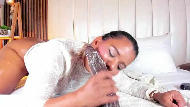 SandraMilerr's Live XXX Chat