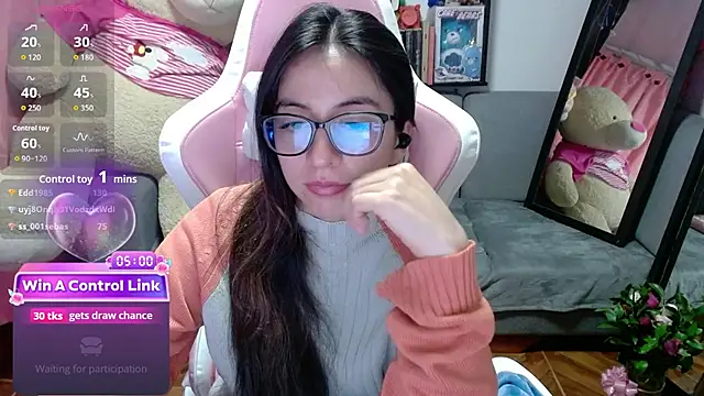 XXX chat uživo modela Maggie_Fox3