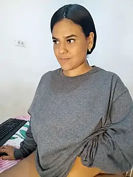 AntonellaShot লাইভ XXX চ্যাট