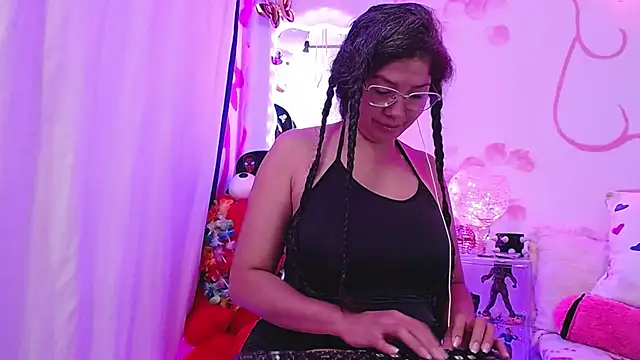 dainaflowers 现场XXX聊天