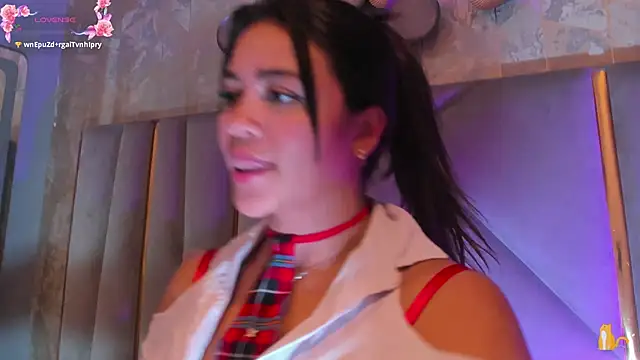 KimDevinne 现场XXX聊天