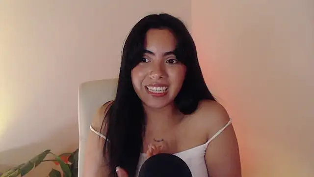 Mia_lali 现场XXX聊天