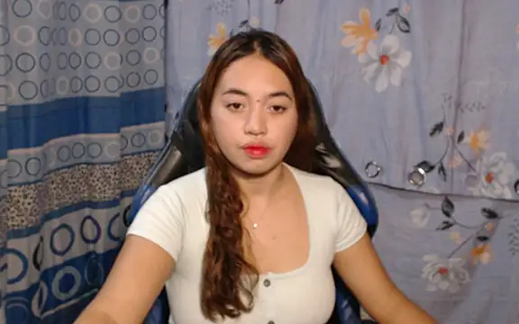 urlover_mae26 – Naživo XXX chat