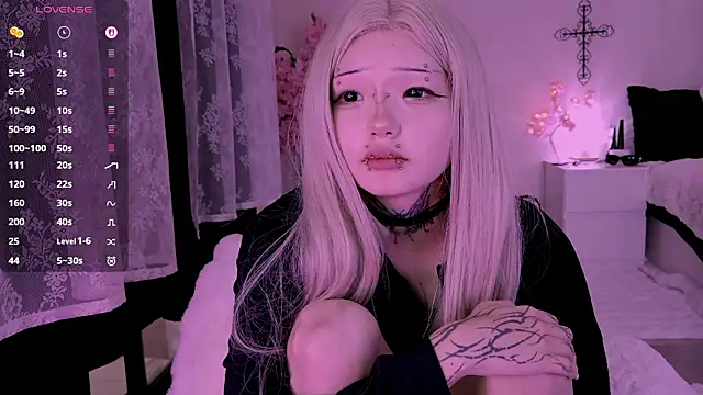 XXX chat uživo modela Lein_Bone