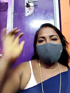 Tamil_Hot_Priya's Live XXX Chat