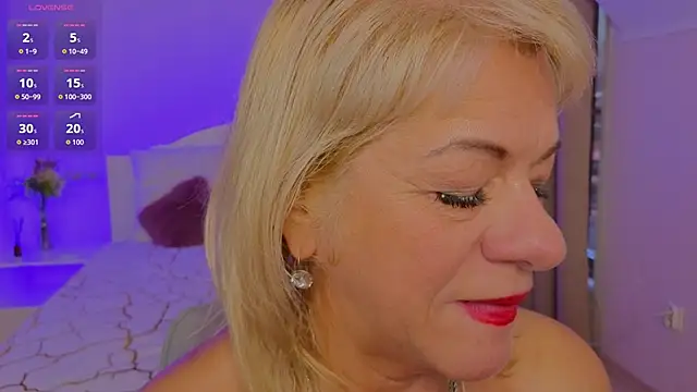 AnittaHarris_: онлайн-секс-чат