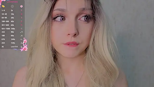 XXX chat uživo modela tessaticklejokes