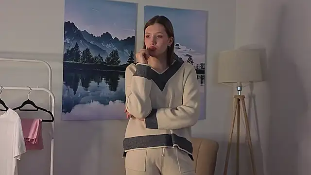 دردشة LeonorQuintana الجنسية المباشرة