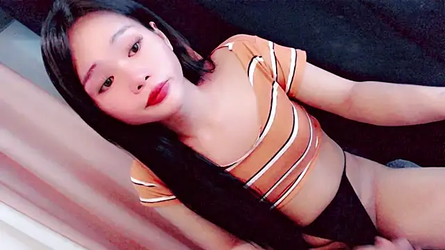 Amomentoflust99 Pertunjukan Webcam