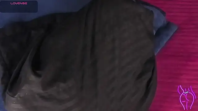 MiaKay1 Live XXX-chat