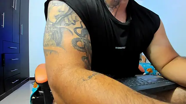 thiago__cp01: онлайн-секс-чат