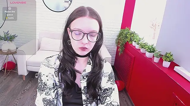 Emily_tender live XXX chat