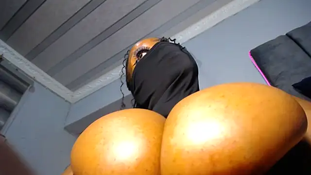 XPanther_24 即時 XXX 聊天