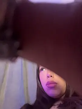 AshleyWinslow: онлайн-секс-чат