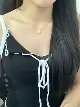 Jonlie18 在線直播表演