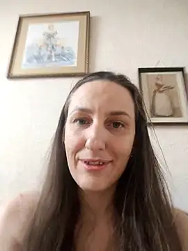 Yevgeshka-Milashka's Live XXX Chat