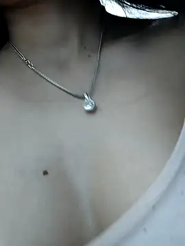 PUNAM456 live XXX chat