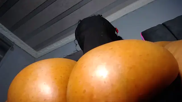 แชท XXX สดของ XPanther_24