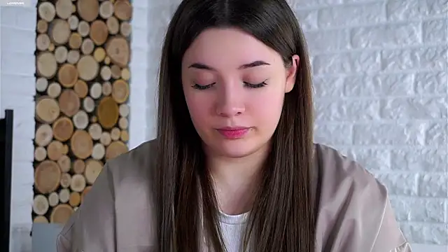 LowOncoming 即時 XXX 聊天