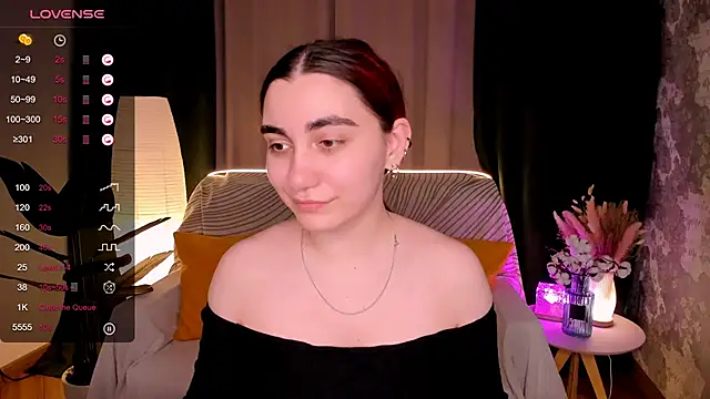 hannacheekss_ Pertunjukan Webcam