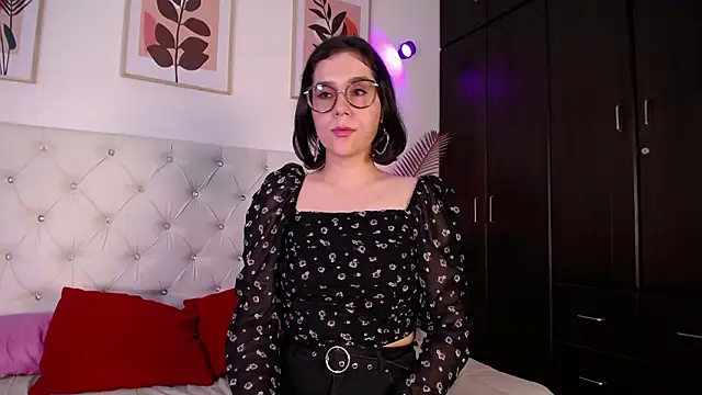 Barbie_Goddess 即時 XXX 聊天