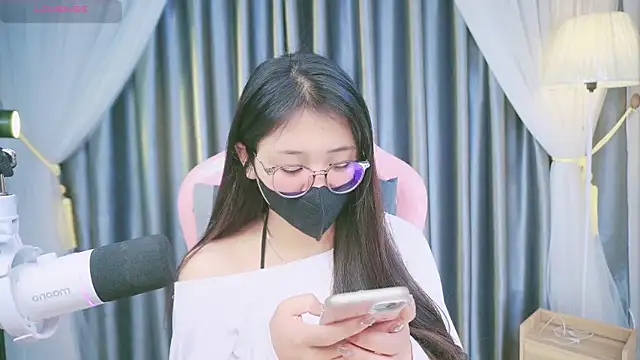 دردشة Cherry-26 الجنسية المباشرة