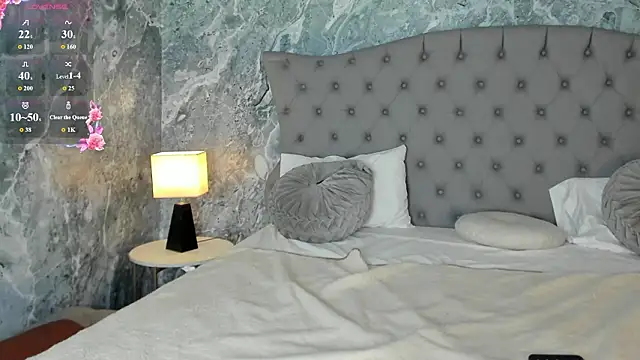 LucyLovelyy live XXX chat