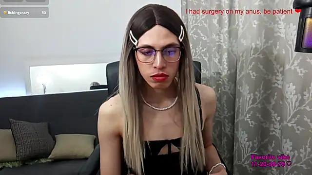 Andy_Roses Chat XXX in diretta