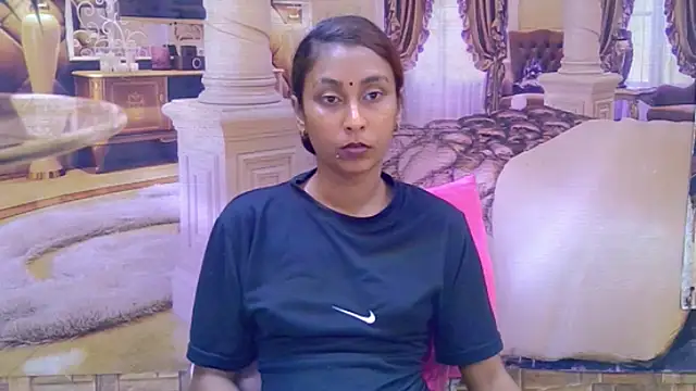 IndianSexyButt Live XXX-chat