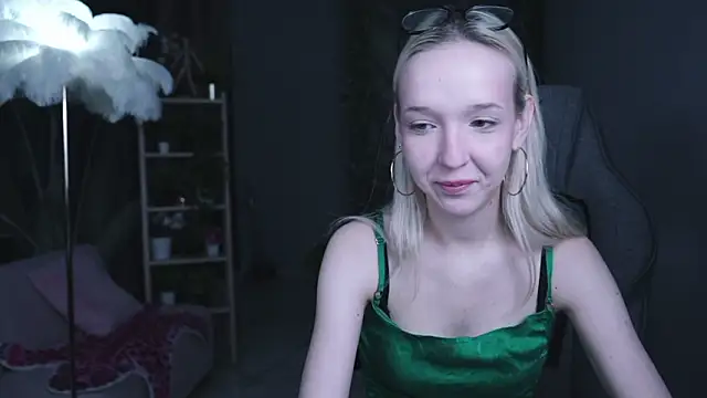 Chatroom XXX en direct de MaoqiBeverly