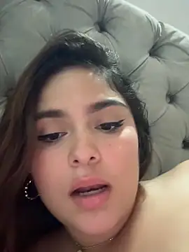 แชท XXX สดของ Sarasweet_sex