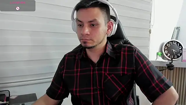 Rick_Adams 现场XXX聊天