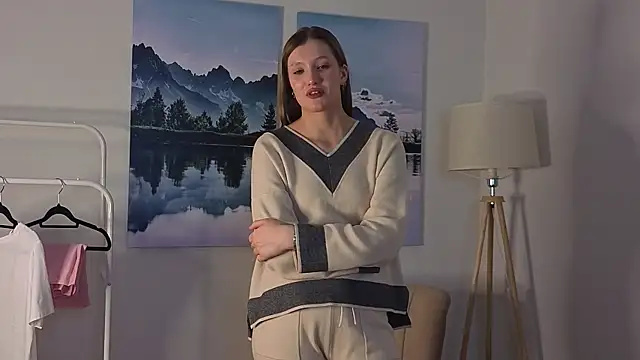 LeonorQuintana's Live XXX Chat