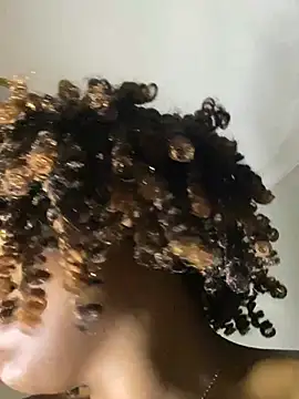 Dellah27's Live XXX Chat