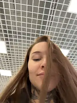 KishaMur: απευθείας συνομιλία ΧΧΧ