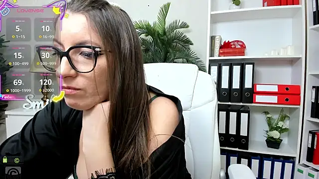 amayawest: онлайн-секс-чат