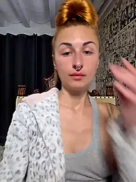 kylie_blck Adlı Modelin Canlı XXX Sohbeti