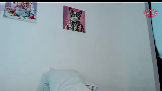 Chat +18 de lilith_luv ao vivo