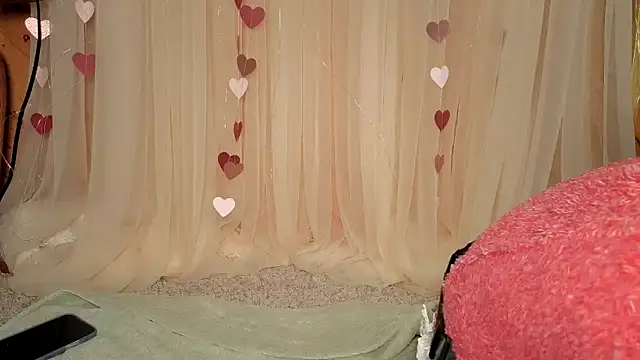 genevievefaye élő XXX-chatje