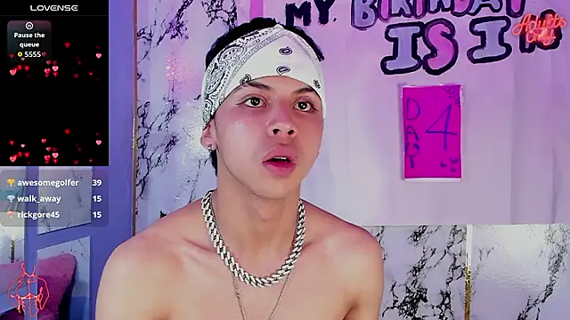 Prince_Apolon Webbikameraesitys