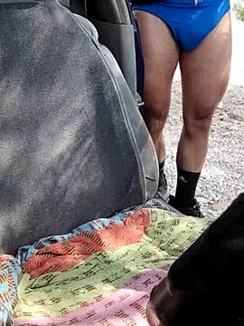 GreekGuyOutdoors: вебкам-шоу