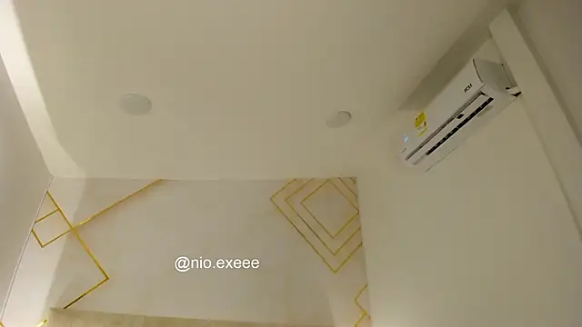 Nioki_'s Webcam Show