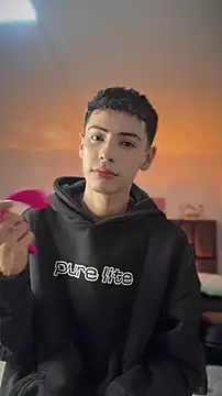 Sebastian_Reed live XXX chat