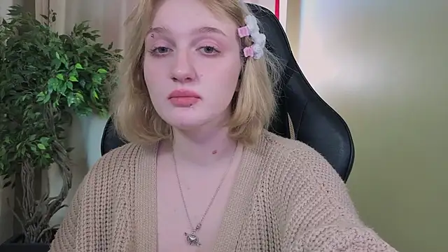 ELLIEJAY Chat XXX in diretta