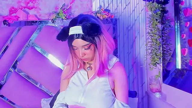 Akane_Hikari_ élő XXX-chatje