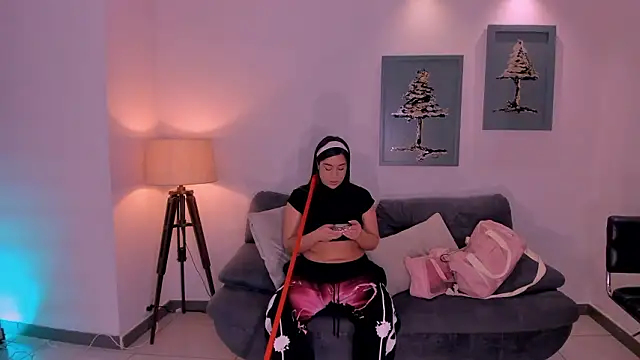 SussyBellX লাইভ XXX চ্যাট