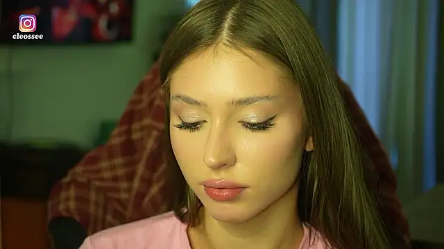 Chat +18 de Cleose ao vivo